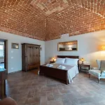 Cascina Baronina Oda ve Kahvaltı Terruggia