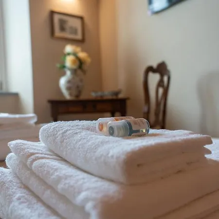 Cascina Baronina Bed & Breakfast Terruggia