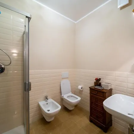 Cascina Baronina Bed & Breakfast Terruggia