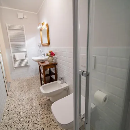 Cascina Baronina Bed & Breakfast