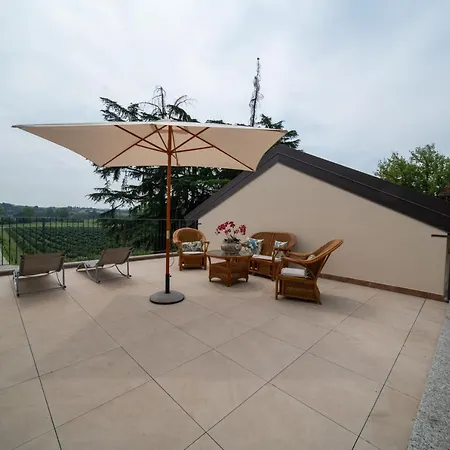 Cascina Baronina 3*
