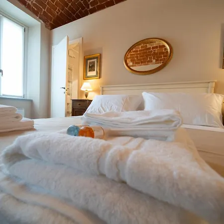Cascina Baronina Bed & Breakfast Terruggia