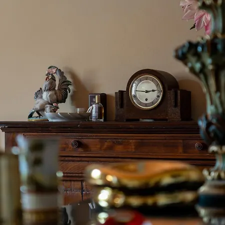 Cascina Baronina Bed & Breakfast Terruggia