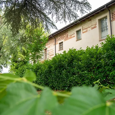 Cascina Baronina Bed & Breakfast