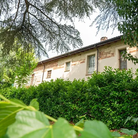 Cascina Baronina Bed & Breakfast *