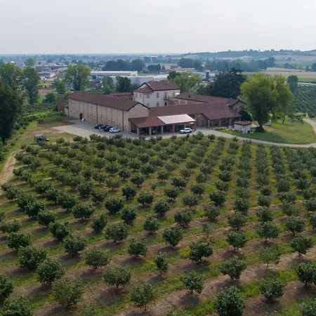 Bed & Breakfast Cascina Baronina