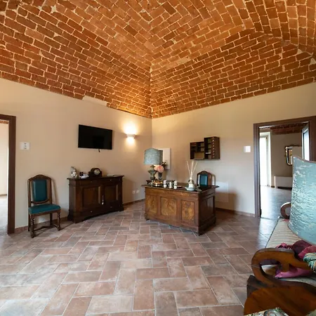 Cascina Baronina 3* Terruggia