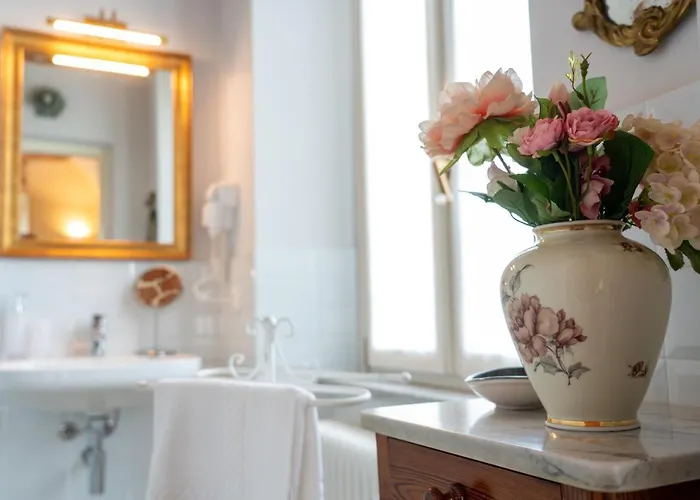 Cascina Baronina فندق مبيت وإفطار 3*