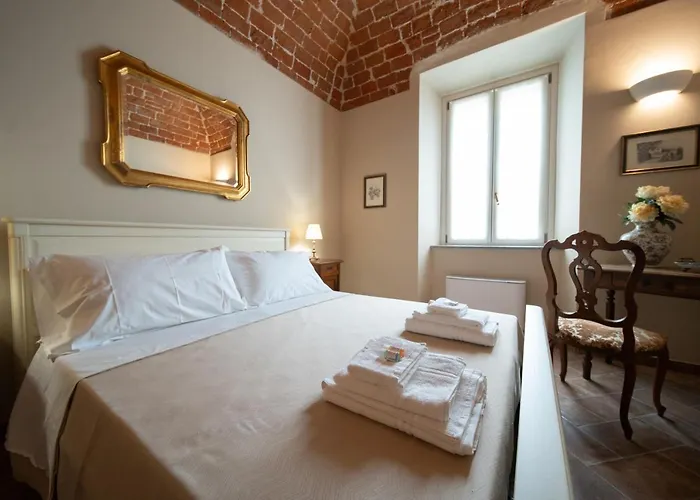 Cascina Baronina فندق مبيت وإفطار 3*